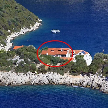 Apartman Apartments By The Sea Zaklopatica, Lastovo - 8341 *